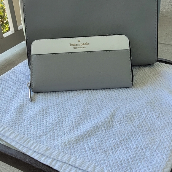 Kate Spade handbag with wallet - Picture 8 of 11